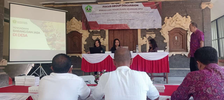 Perbekel Desa Megati beserta Staf menghadiri undangan FGD