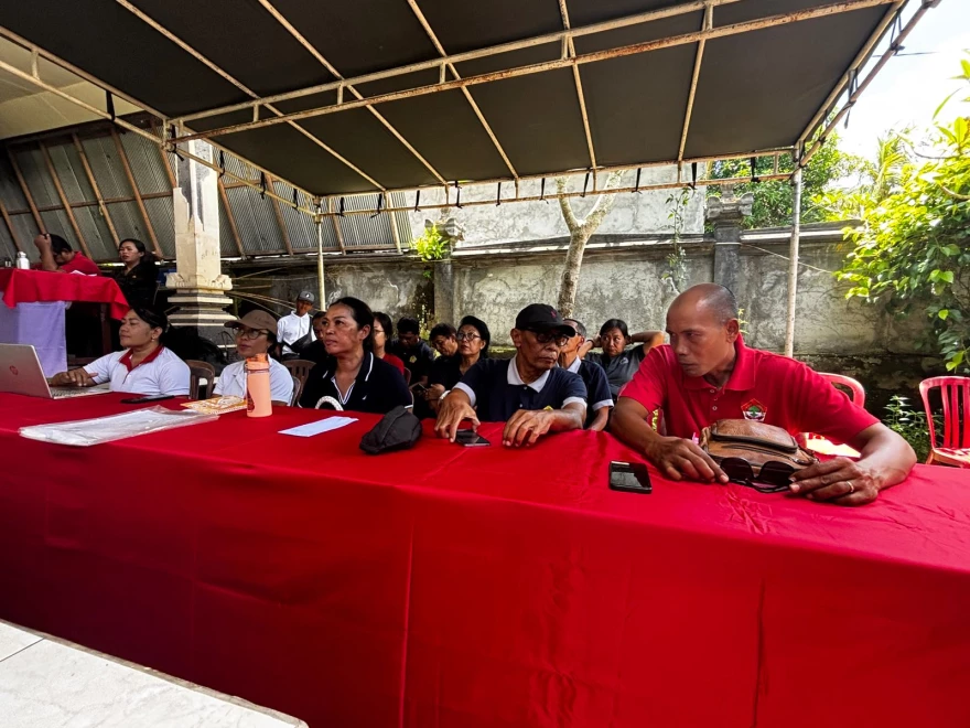 Desa Blahbatu Laksanakan Studi Tiru Posyandu 6 SPM ke Desa Megati